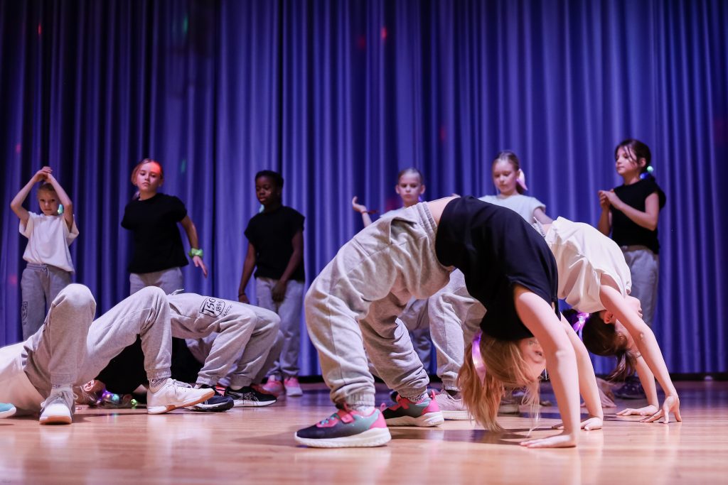 Adventsturnen-2025-Teil-1-130